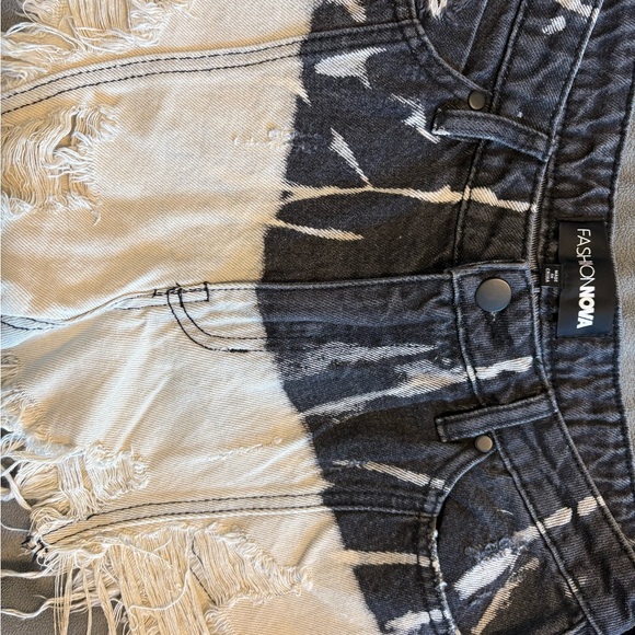 Fashion Nova Monochrome Tie-Dye Frayed Shorts - Picture 2 of 4